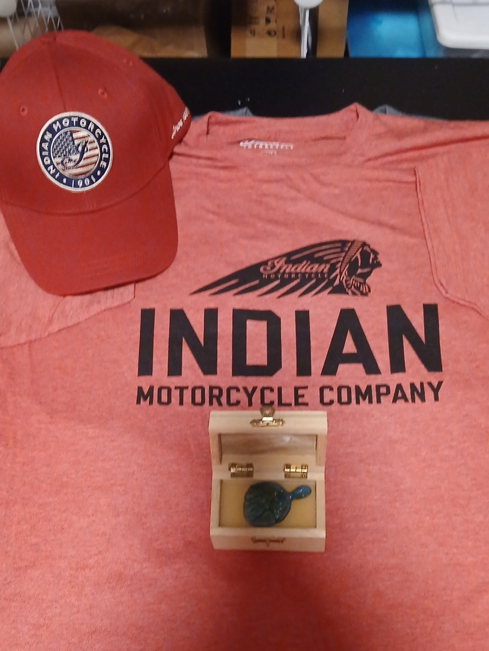 Indian Motorcycle Company Men's Short Sleeve Tee in Heather Red
